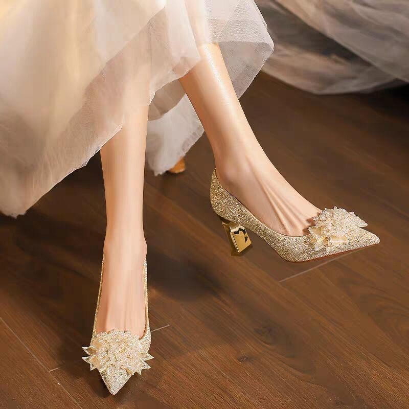 Pump Heel Block - Strass-Blumen-Block-Absatz, einzelne Schuhe, modische spitze Zehen,