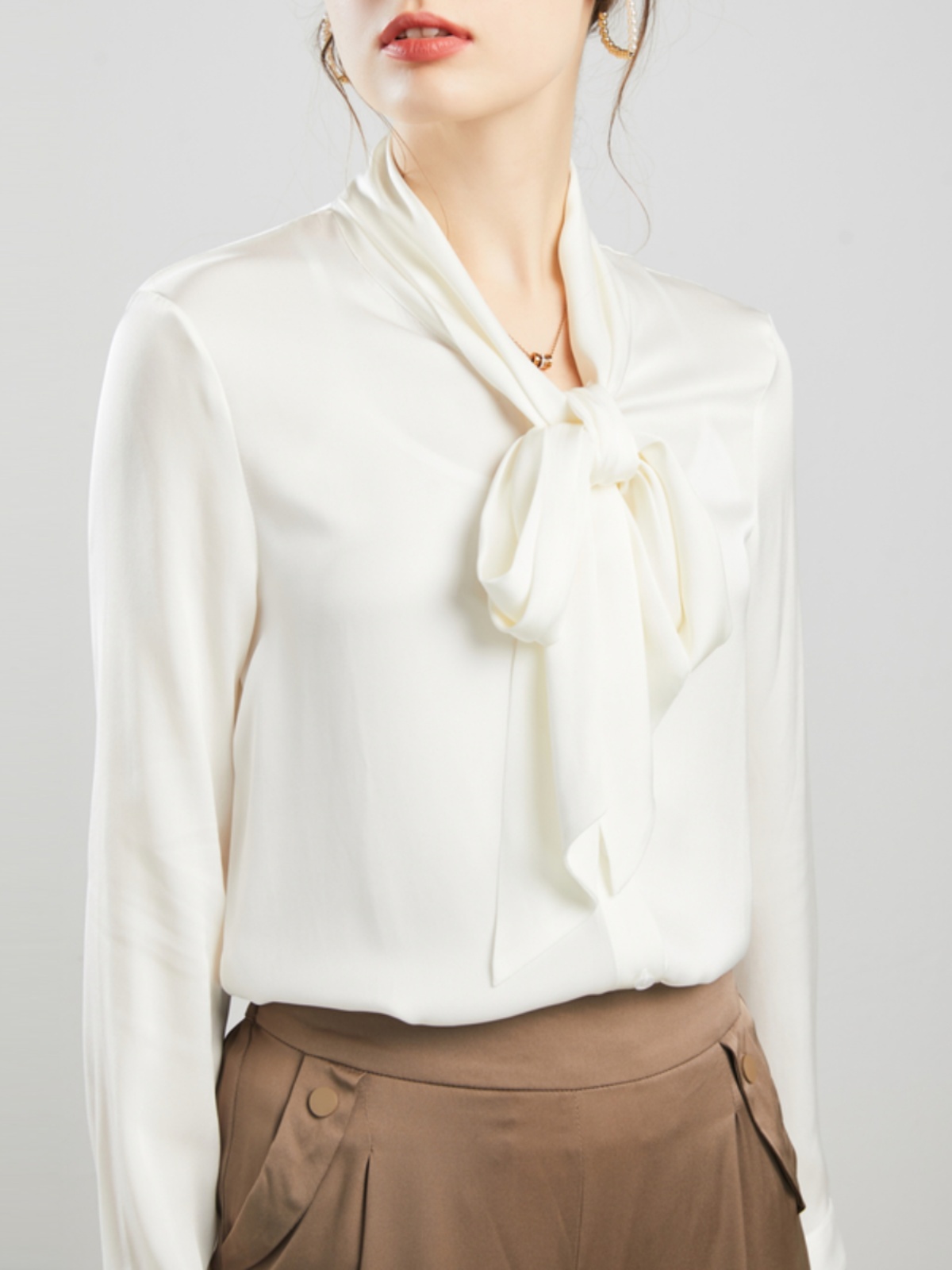 2026 Damen Weiße Seidenbluse 1 – Silk Blouse Bewertung und Preis