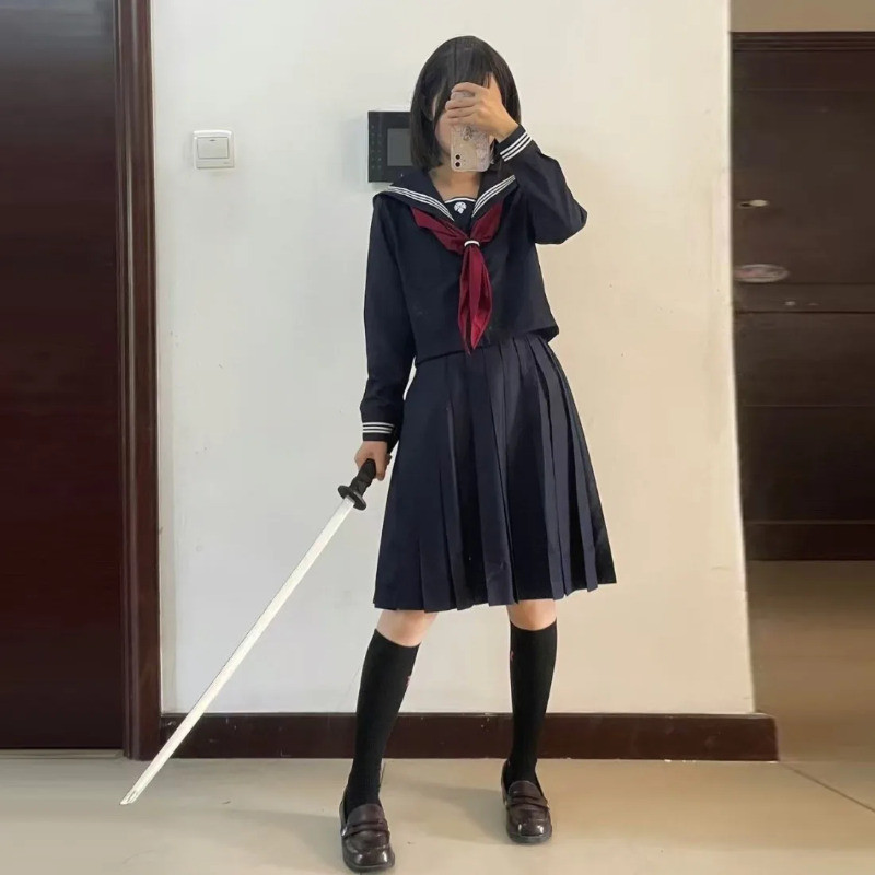 Hinako Shimizu Cosplay Kostüm  – Formal Skirt Bewertung und Preis